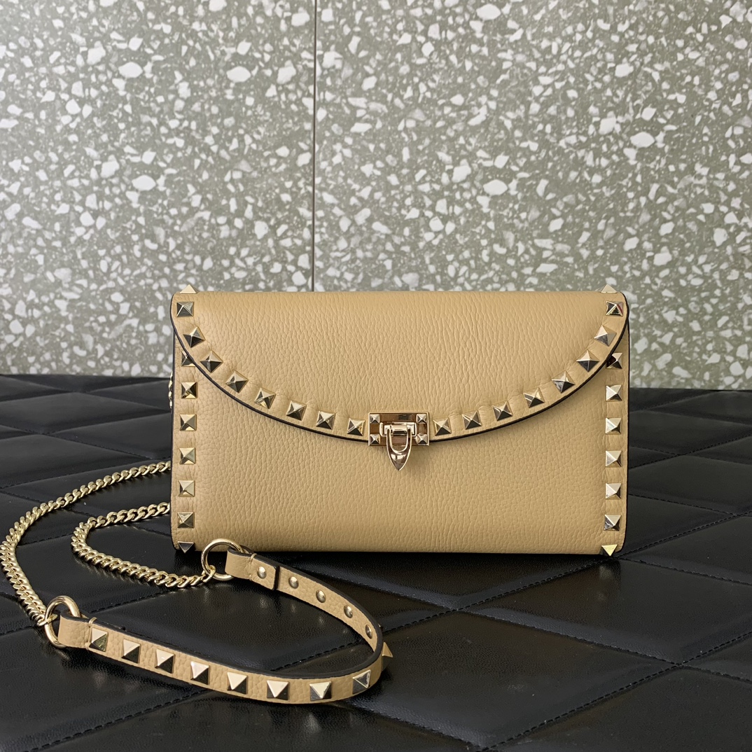 Valentino Garavani Rockstud Small Shoulder Bag in Almond Grainy Calfskin